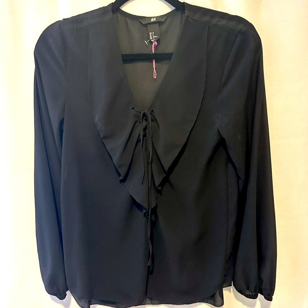 H&M top black size 6 preowned